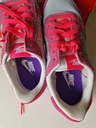 Zapatillas Nike Genicco rosas talla 37.5