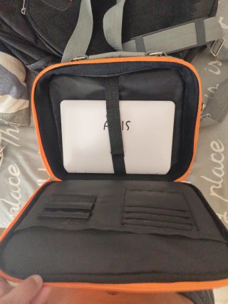 Portátil Airis Kira 7000 Blanco (para piezas)