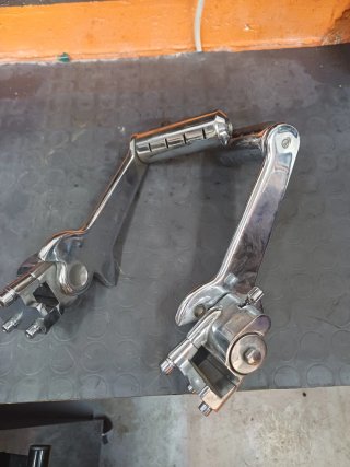 Pedane Passeggero Harley Davidson Cromate