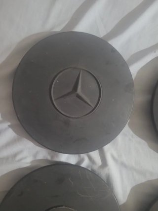 4 Tapas Rueda Mercedes Vito R15