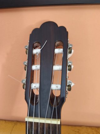 Guitarra Juan Estruch Trovador 500