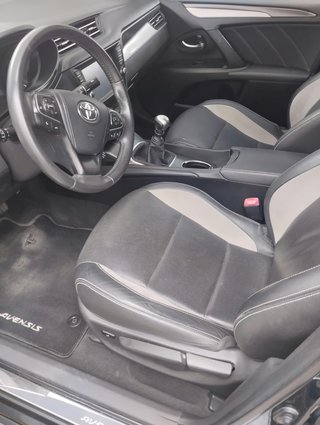 Toyota Avensis 2016