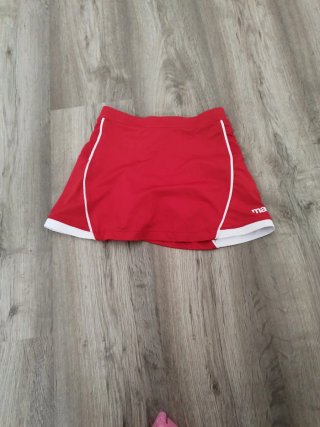 Falda pantalón deportiva MACRON roja y blanca