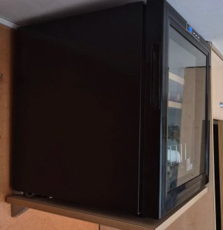 Vinoteca Mywave Negra