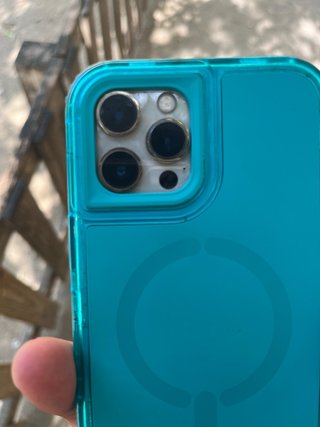 iPhone 13 Pro Max 81% Batteria