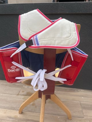 Peto Taekwondo Daedo Talla Única Rojo/Blanco