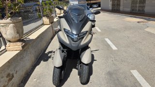 Yamaha Tricity Beige/Negro