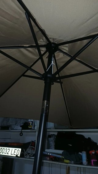 Sombrilla Terraza Beige y Negra