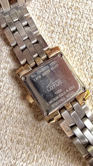 Reloj Lotus Vintage. Mujer. Chapado Oro 5 Micras.