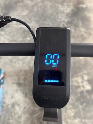 COMO NUEVO Patinete electrico