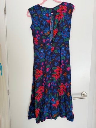 Vestido floral Mango
