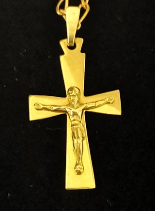 Cadena gargantilla 40 cm. y Cristo todo Oro 18K