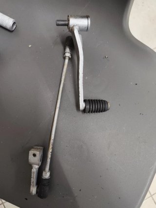 Honda Hornet Tampa Prata