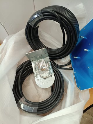 Antena Panel Woneect Alta Ganancia + Cable 10m
