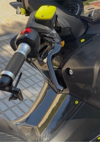 ÚNICA Yamaha Tmax Lux Max 7600kms FULL EXTRAS