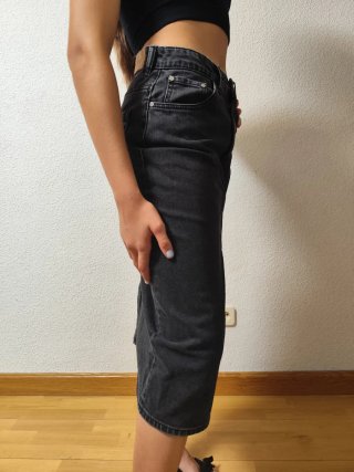 Zara falda midi vaquera estilo denim