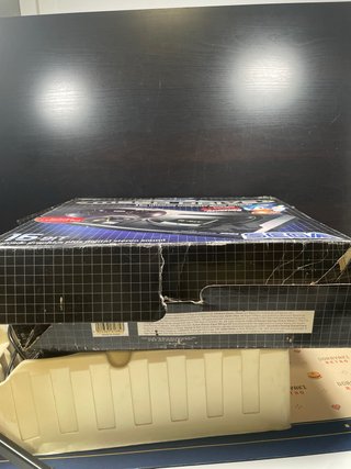 Console Sega Mega Drive in scatola