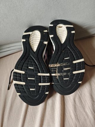 Zapatillas Asics Mujer Negras y Rosas