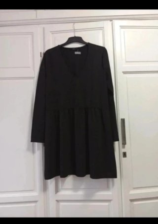 Vestido negro de Kiabi