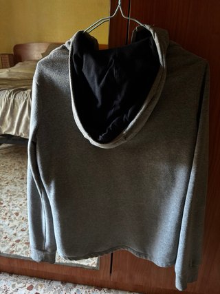 Chaqueta deportiva gris mujer
