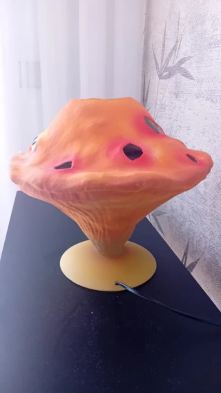 Lámpara de mesa seta naranja y amarilla