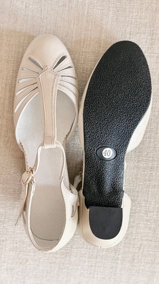 Zapatos Kisswing Ella Piel Nude Hechos a Mano