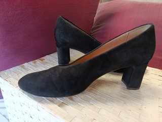 Zapatos de tacón negros ante