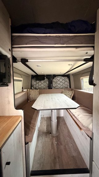 Mercedes-Benz Sprinter CDI 319  Camperizado