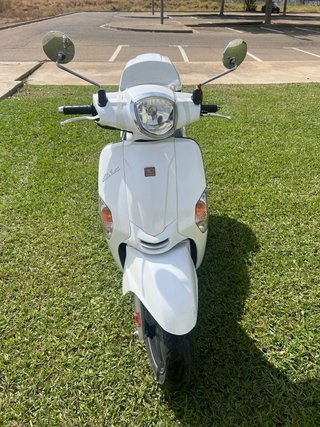 Kymco Like 49cc Scooter Blanca