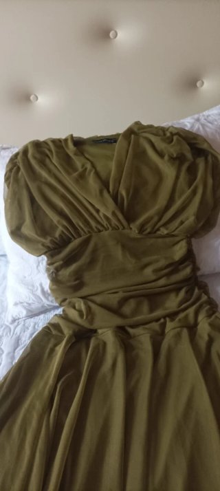 Vestido Belle Epoque verde oliva talla única