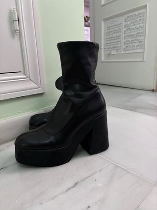 Botas de tacón plataforma negras