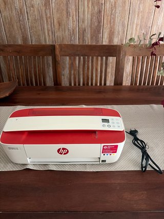 Impresora HP DeskJet 3764 Roja y Blanca