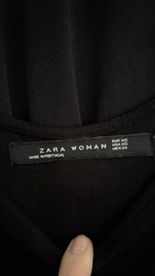 Vestido negro manga larga