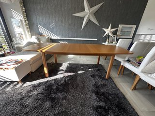 Mesa de comedor extensible de madera