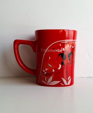 Taza Nescafé. Colección 2024 "Make Your World".