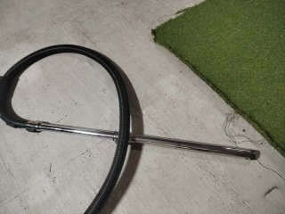 Aspiradora con tubo y manguera