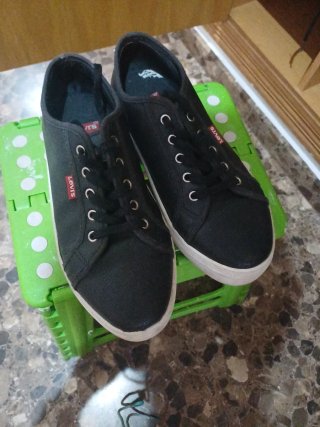 Zapatillas Levi's Negras