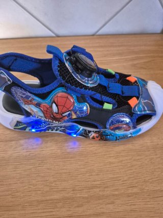 Sandalias Marvel Spiderman con Luces,sin usar