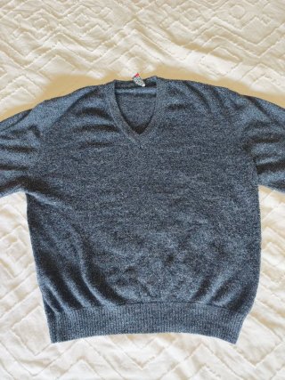 Jersey Royal Manor Cuello V Azul