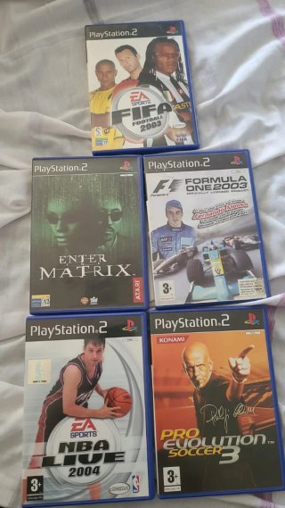 Lote 5 Juegos PS2: FIFA, F1, Matrix, NBA, PES