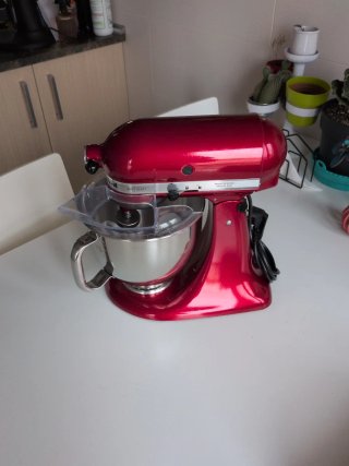 KitchenAid Artisan 5KSM150 4,8L Roja clásica
