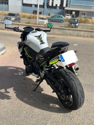 Kawasaki Z900 2021 A2