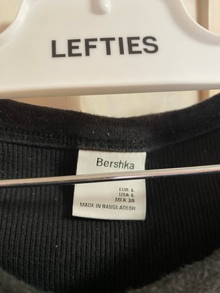 Top negro Bershka talla L