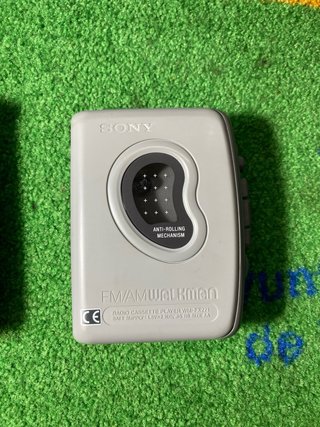 Sony Walkman WM-FX271 con funda