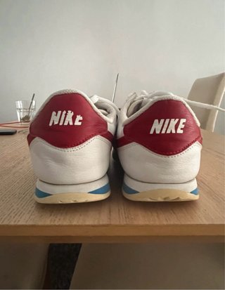 Nike Cortez Blancas y Rojas