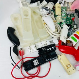 Lotto accessori e ricmabi  Nintendo Wiii