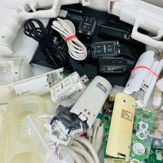 Lotto accessori e ricmabi  Nintendo Wiii