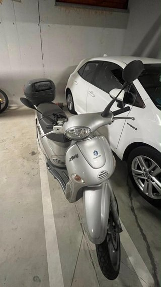 Piaggio Liberty 150 4T Plata