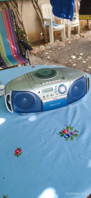 Minicadena CD y Cassette Plata y Azul