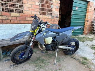 Husqvarna TE250i 2020 Enduro Moto y SM